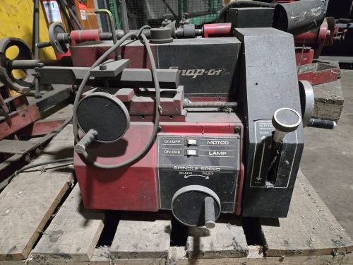 Lot of Two (2) Snap-On Brake Service Lathes - Image 9